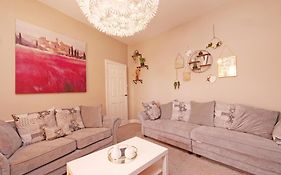 Ashville Grange Scarborough Sleeps 10 Large Beautiful House